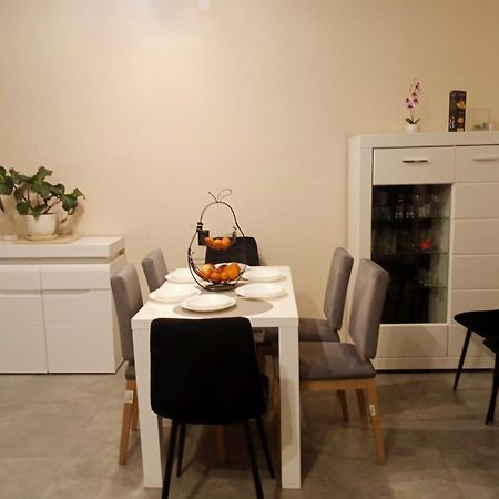 Uroczy Apartament Krakow Dış mekan fotoğraf